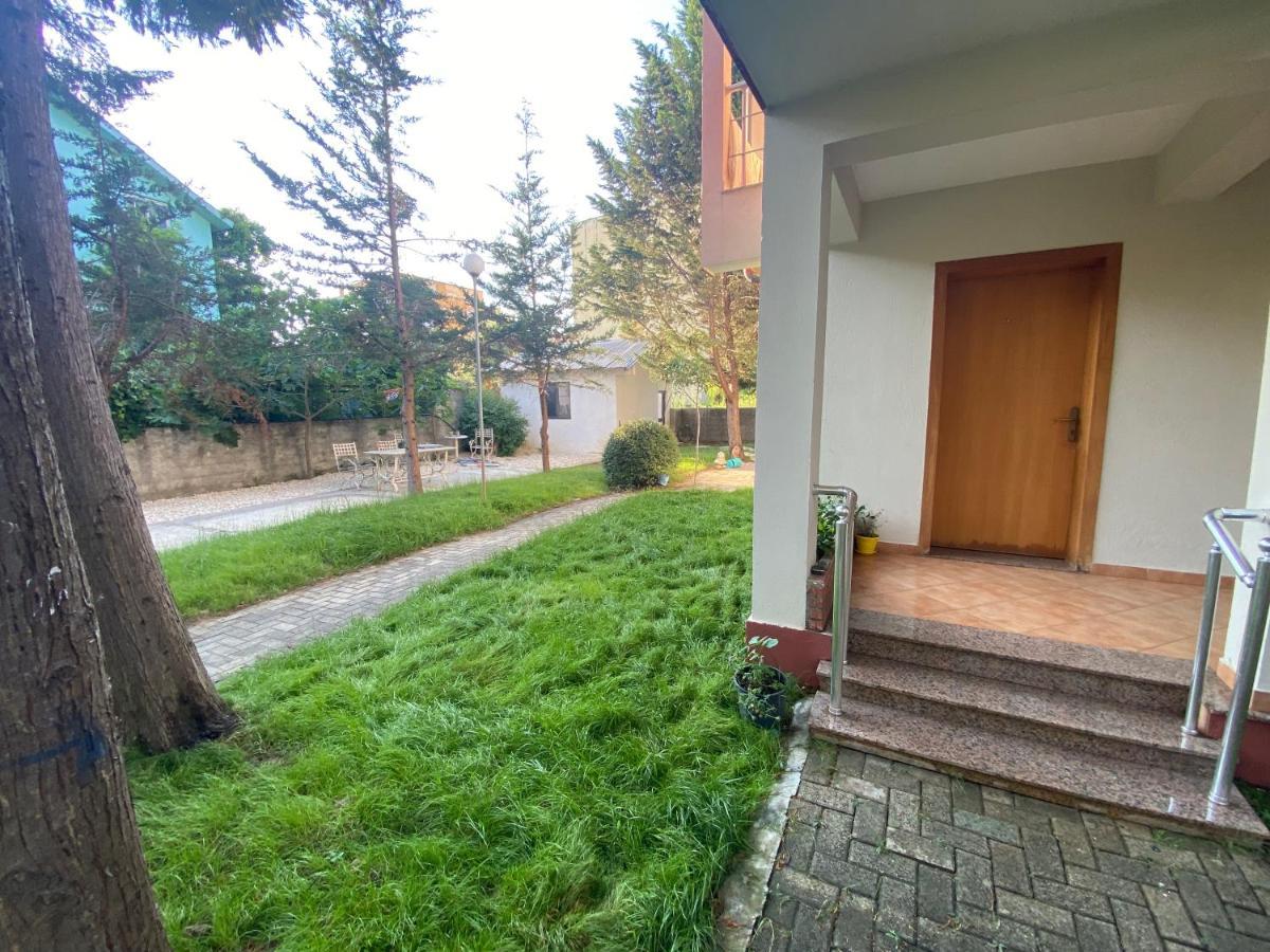 Hotel Garden Villa Ardo Голем Екстер'єр фото